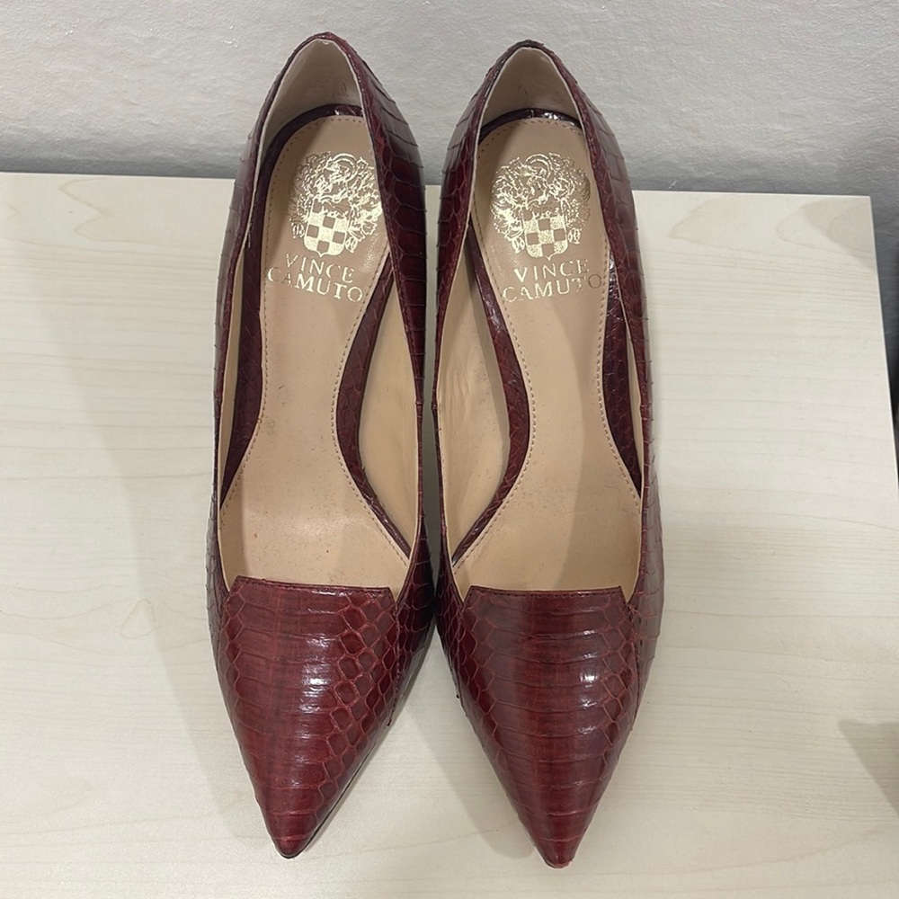 New Vince Camuto heel